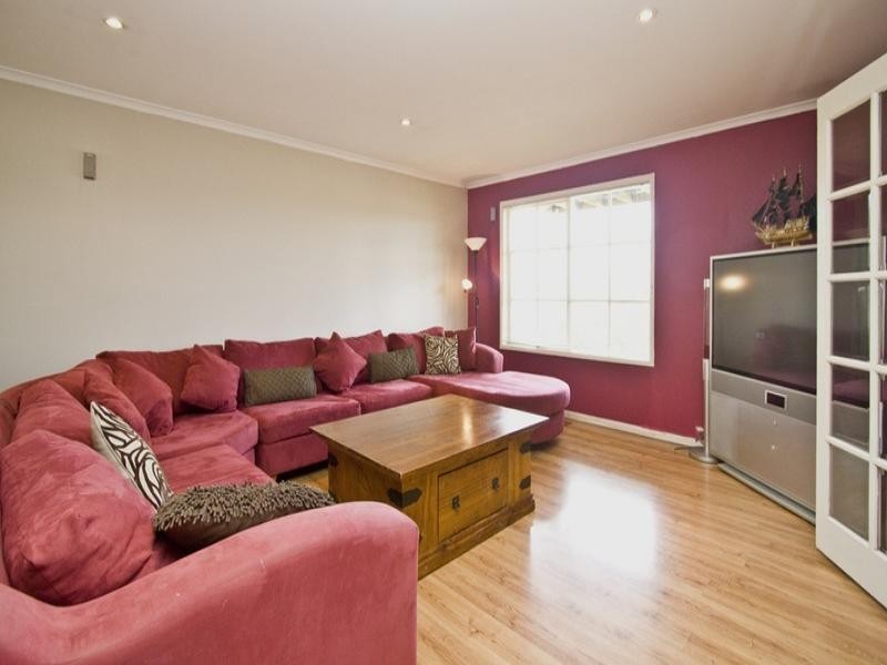 14 Stonnington Drive, Watsonia North VIC 3087