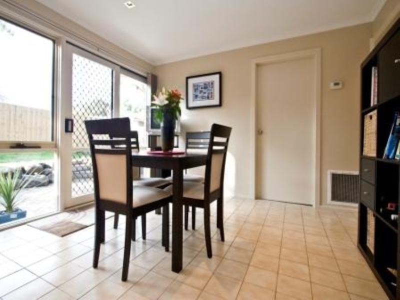 2/148 Nell Street, Greensborough VIC 3088