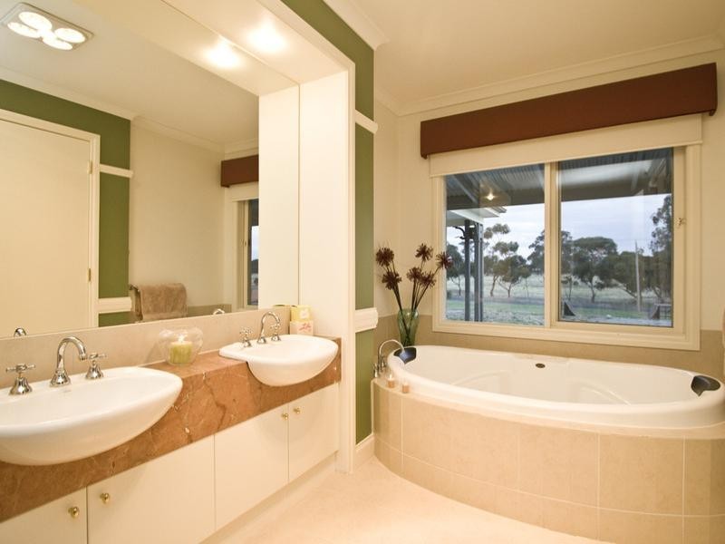14-16 Laurimar Hill Drive, Doreen VIC 3754
