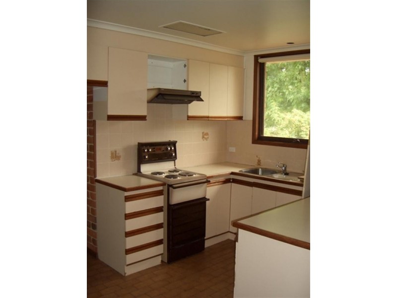 6/5 Luck Street, Eltham VIC 3095