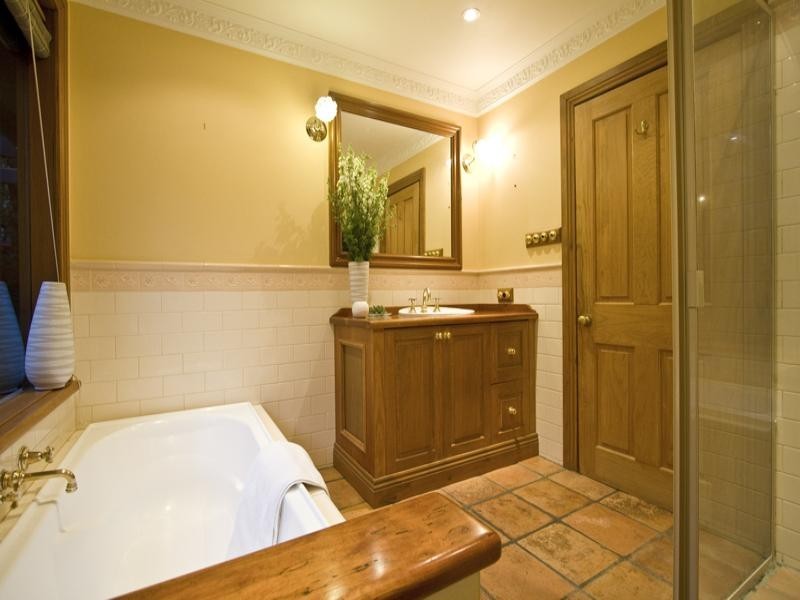 28 Kerrie Crescent, Eltham VIC 3095