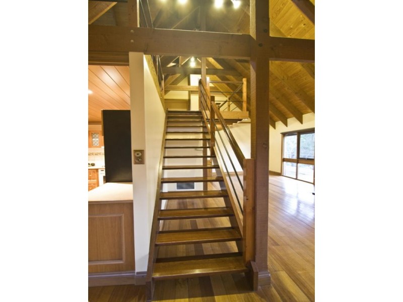 28 Kerrie Crescent, Eltham VIC 3095