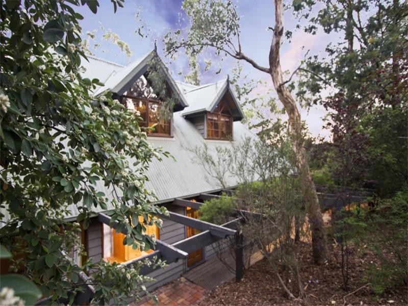 28 Kerrie Crescent, Eltham VIC 3095