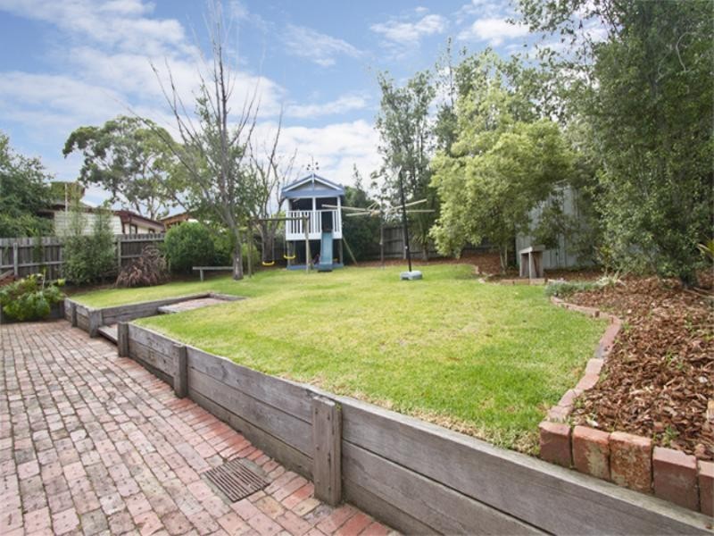 70 St Helena Road, Greensborough VIC 3088