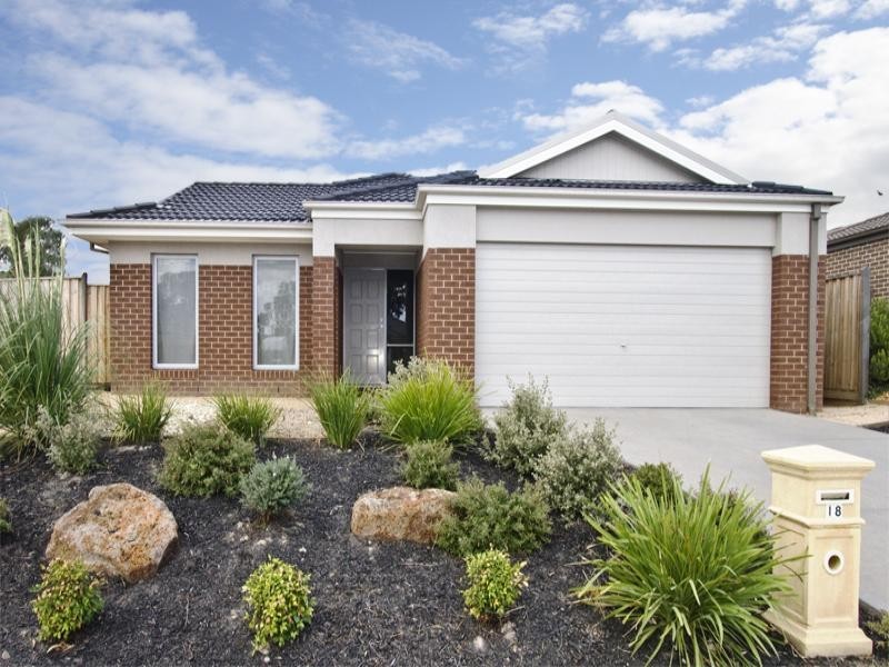 18 Serle Street, Doreen VIC 3754