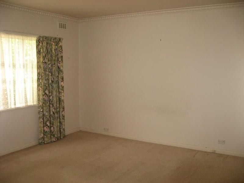 1/154 Nell Street, Greensborough VIC 3088