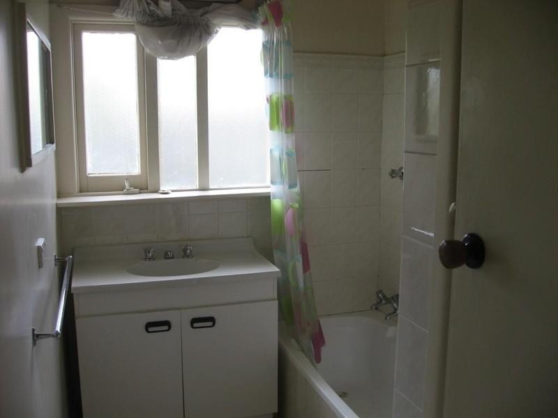 1/154 Nell Street, Greensborough VIC 3088