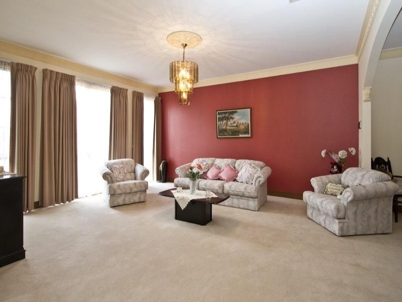 30 Sunrise Drive, Greensborough VIC 3088