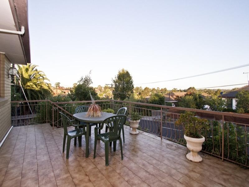 30 Winston Road, Viewbank VIC 3084