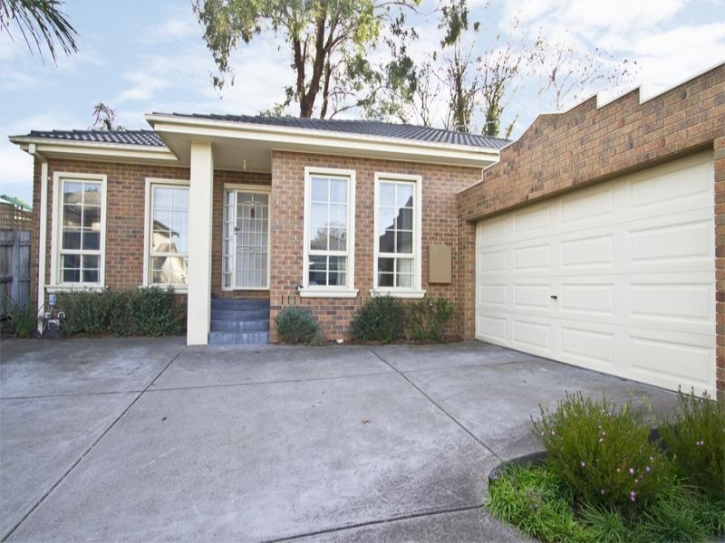 2/4 Lyell Parade, Greensborough VIC 3088