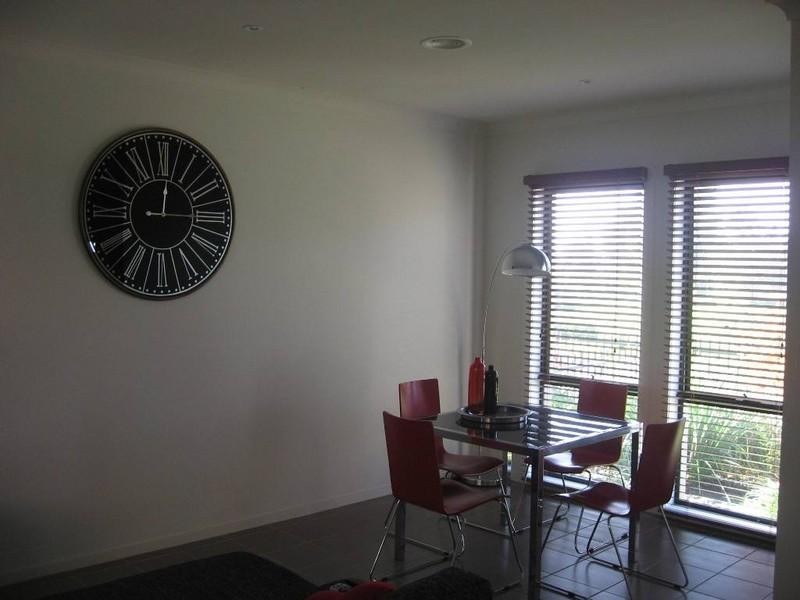 10 Hopkins Street, Mernda VIC 3754