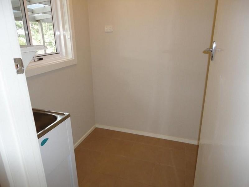 34 Pinehills Drive, Greensborough VIC 3088