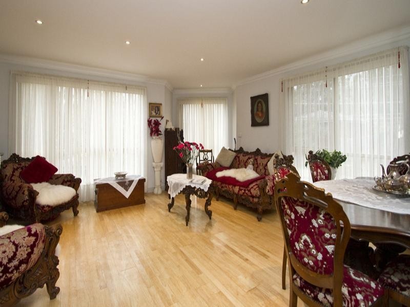 1 St James Court, Watsonia VIC 3087