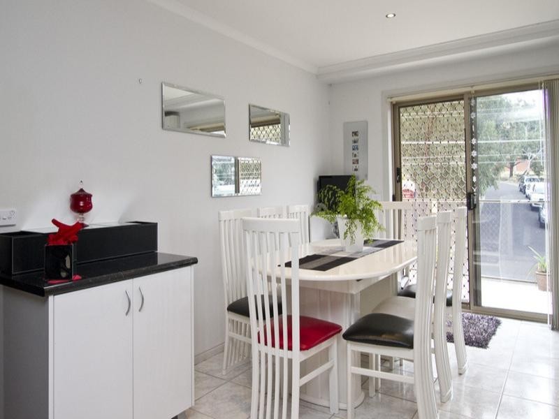 1 St James Court, Watsonia VIC 3087