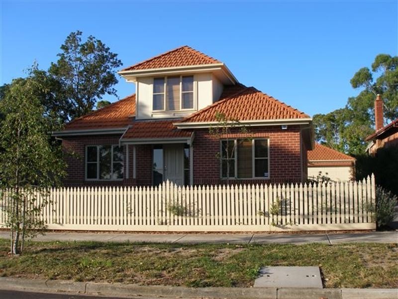 1/41 Airlie Road, Montmorency VIC 3094