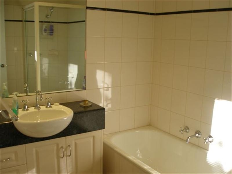 1/41 Airlie Road, Montmorency VIC 3094