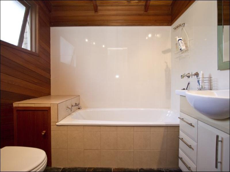 14 Spring Street, Greensborough VIC 3088