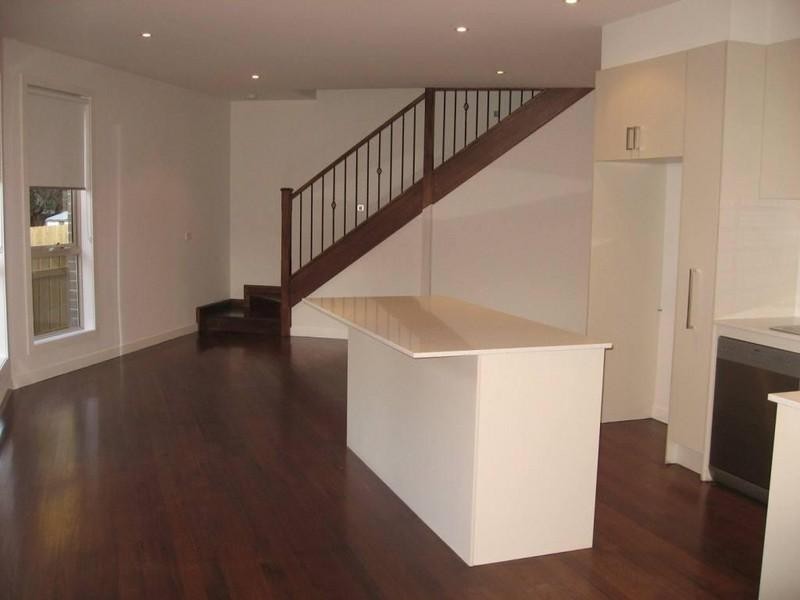 2/91 Old Eltham Road, Lower Plenty VIC 3093