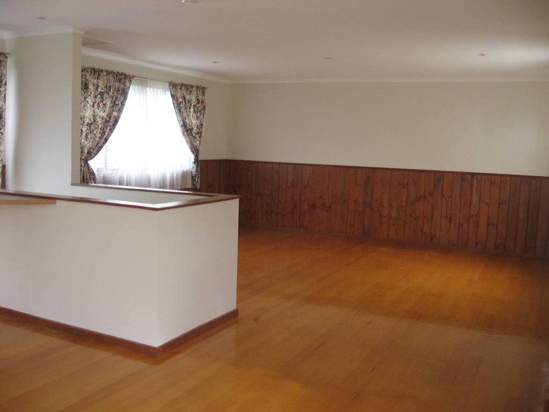 33 Stonnington Drive, Watsonia North VIC 3087