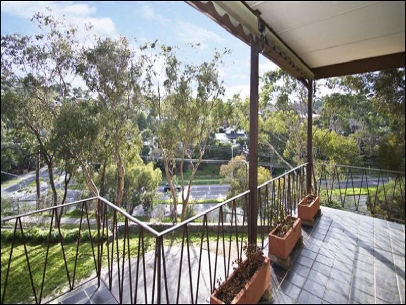 5 Delfin Crescent, Greensborough VIC 3088