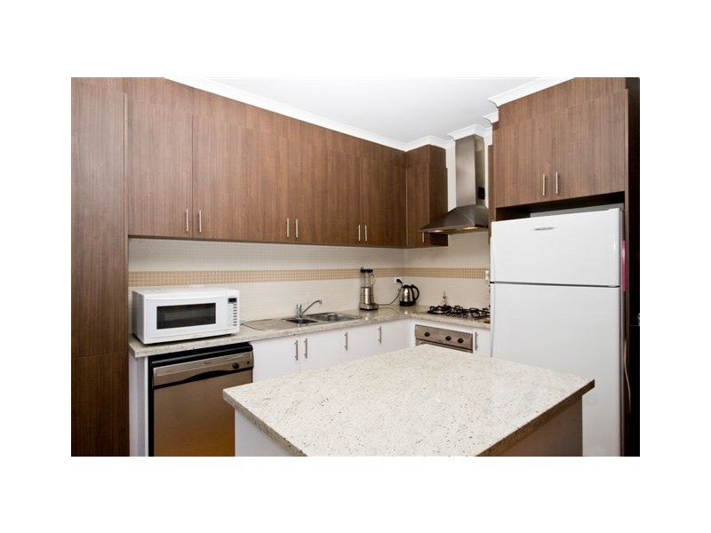 2/1 Furzer Street, Preston VIC 3072