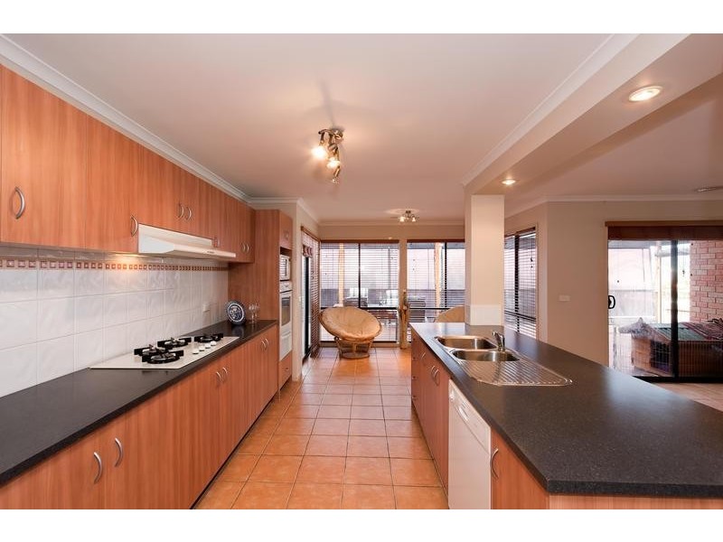 12 Knightsbridge Place, Diamond Creek VIC 3089