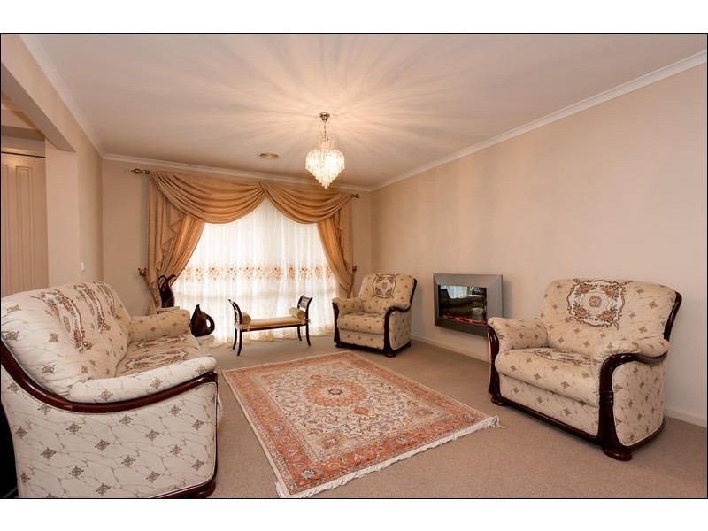 12 Knightsbridge Place, Diamond Creek VIC 3089