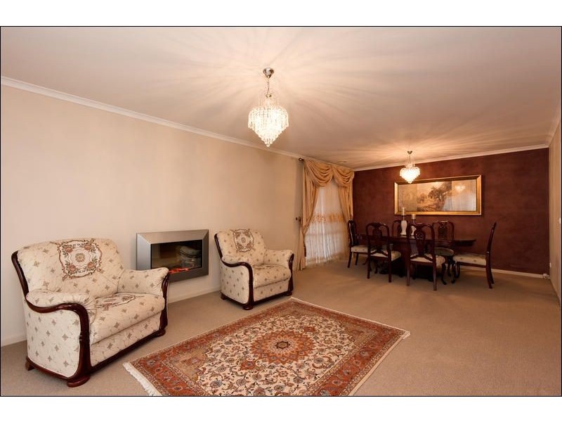 12 Knightsbridge Place, Diamond Creek VIC 3089