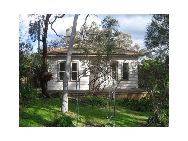 6 Kerby Street, Eltham VIC 3095