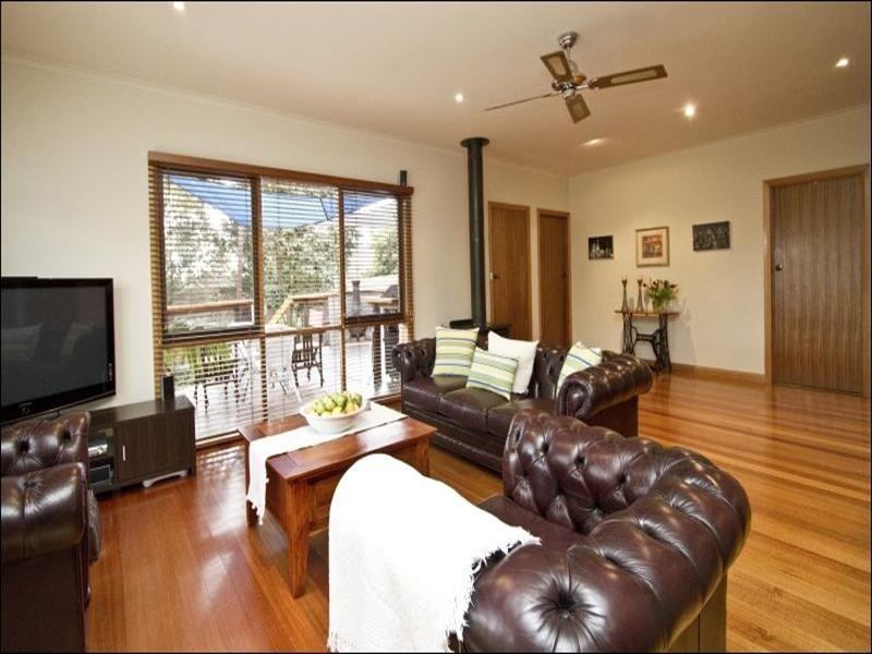 14 Thompson Street, Watsonia VIC 3087