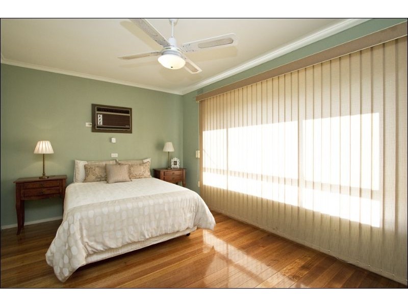 54 Sainsbury Avenue, Greensborough VIC 3088