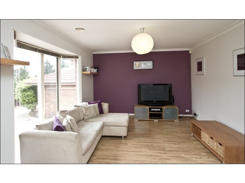 2/70a Para Road, Montmorency VIC 3094