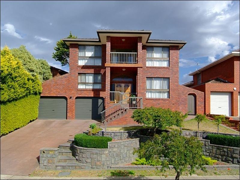20 Bayonne Close, Greensborough VIC 3088