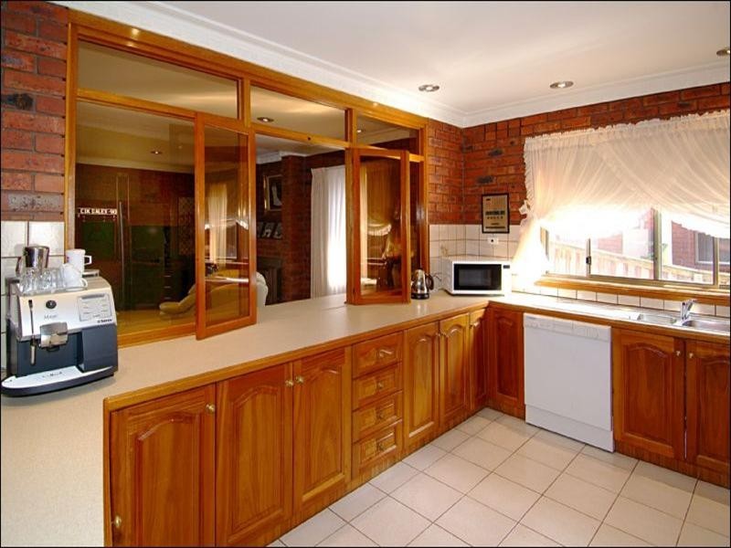 20 Bayonne Close, Greensborough VIC 3088