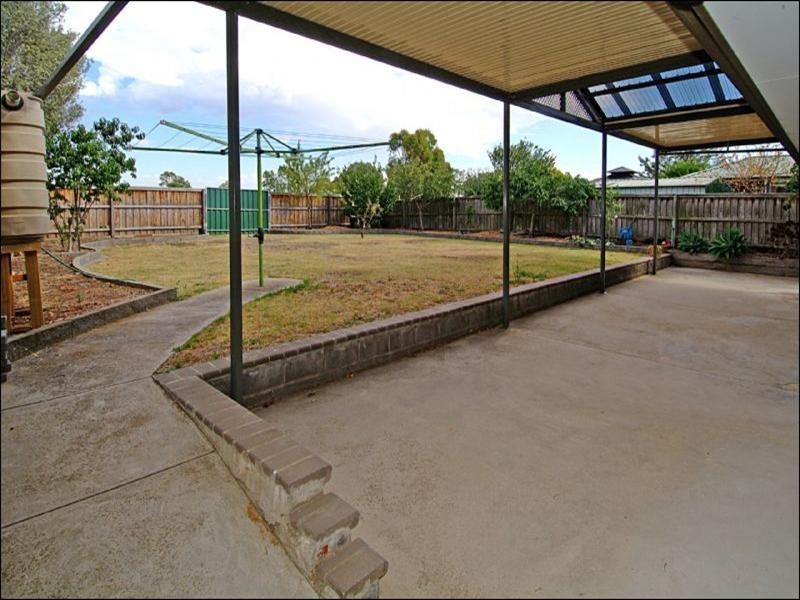 20 Bayonne Close, Greensborough VIC 3088
