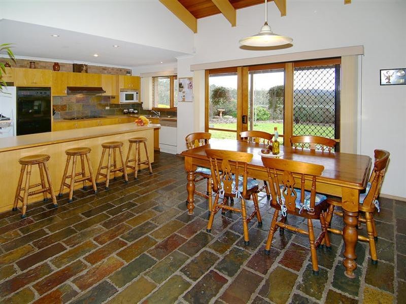 114 Mannish Road, Wattle Glen VIC 3096