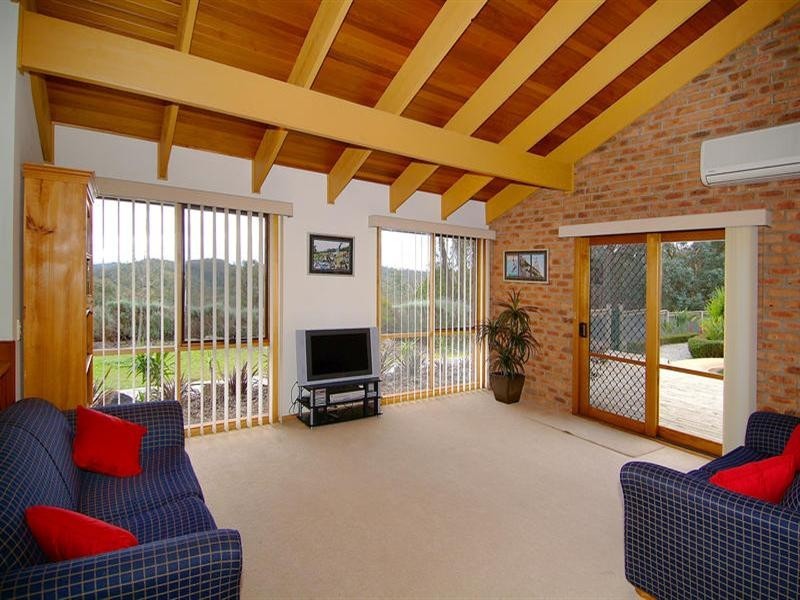 114 Mannish Road, Wattle Glen VIC 3096