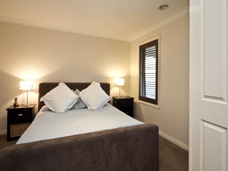 1 Coolong Terrace, Doreen VIC 3754