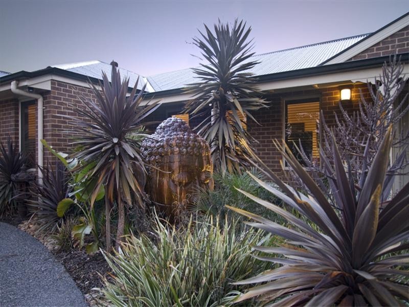 1 Coolong Terrace, Doreen VIC 3754