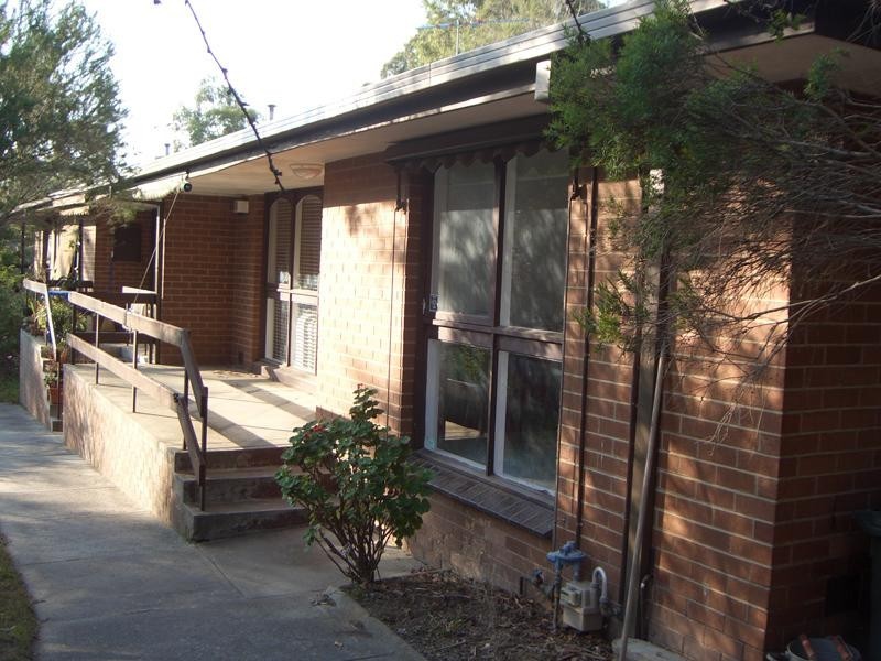 1/3 Sherbourne Road, Greensborough VIC 3088