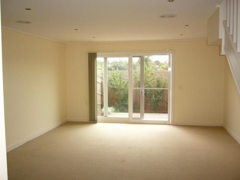 9/521 Greensborough Road, Greensborough VIC 3088