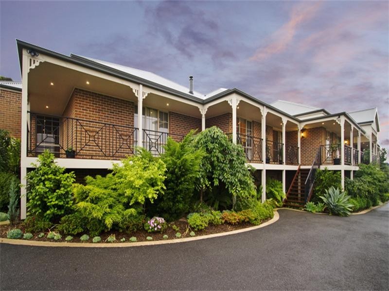 4 Redbox Court, Yarrambat VIC 3091 the real estate agency Withdrawn