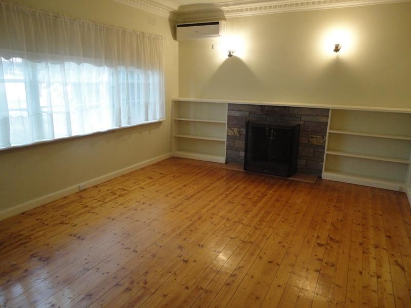 1/22 Beewar Street, Greensborough VIC 3088