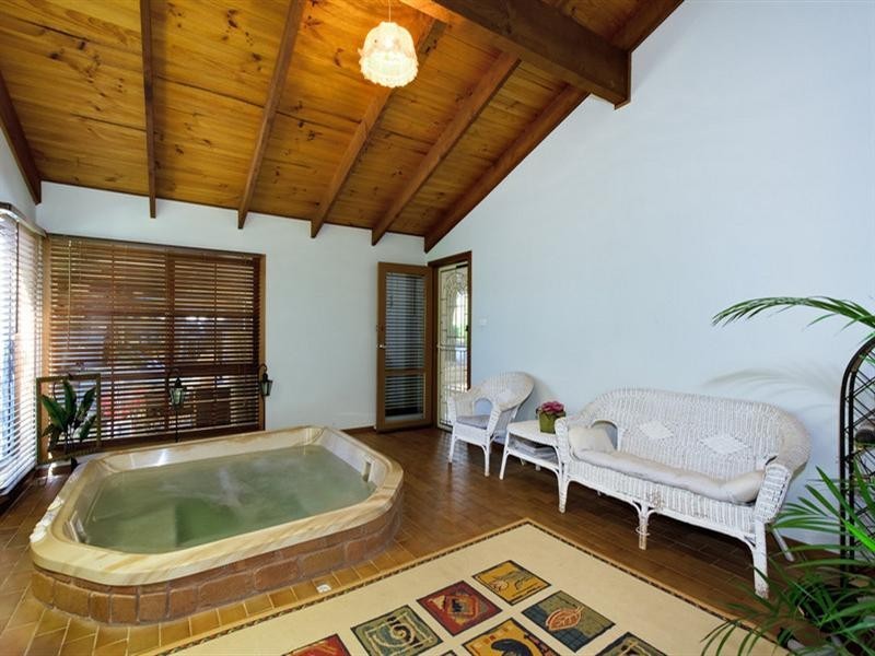 4 Nankin Close, Diamond Creek VIC 3089