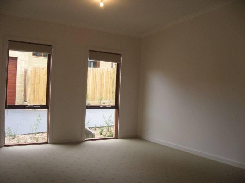 3/9 Warwick Road, Greensborough VIC 3088