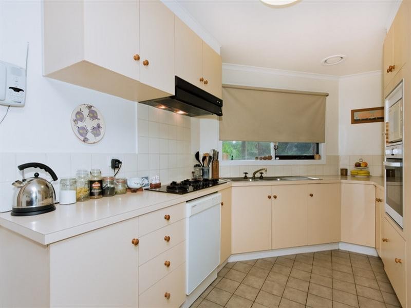 Unit 3, 2-4 Park West Road, Eltham VIC 3095