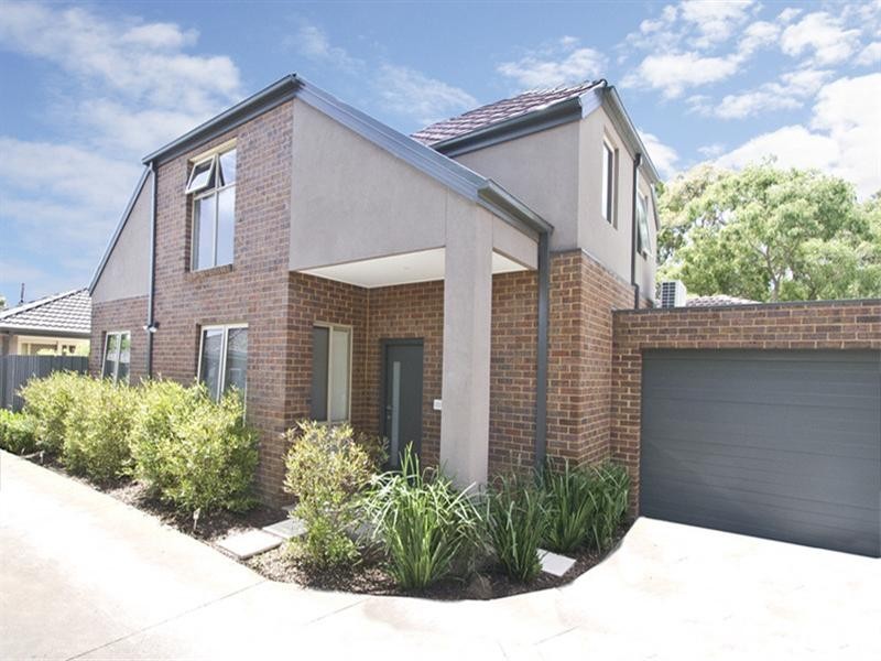 2/71 Plenty Lane, Greensborough VIC 3088