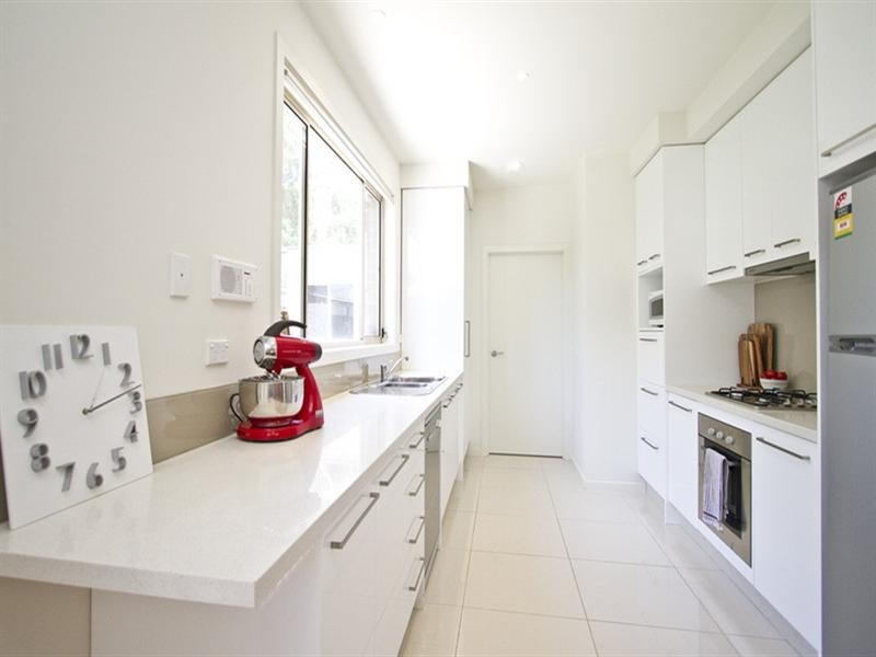 2/71 Plenty Lane, Greensborough VIC 3088