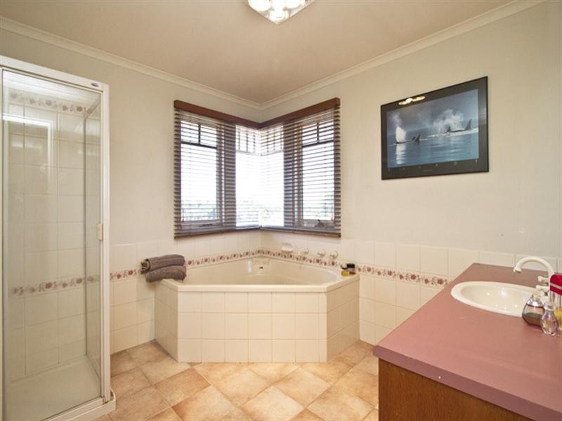 Greensborough VIC 3088