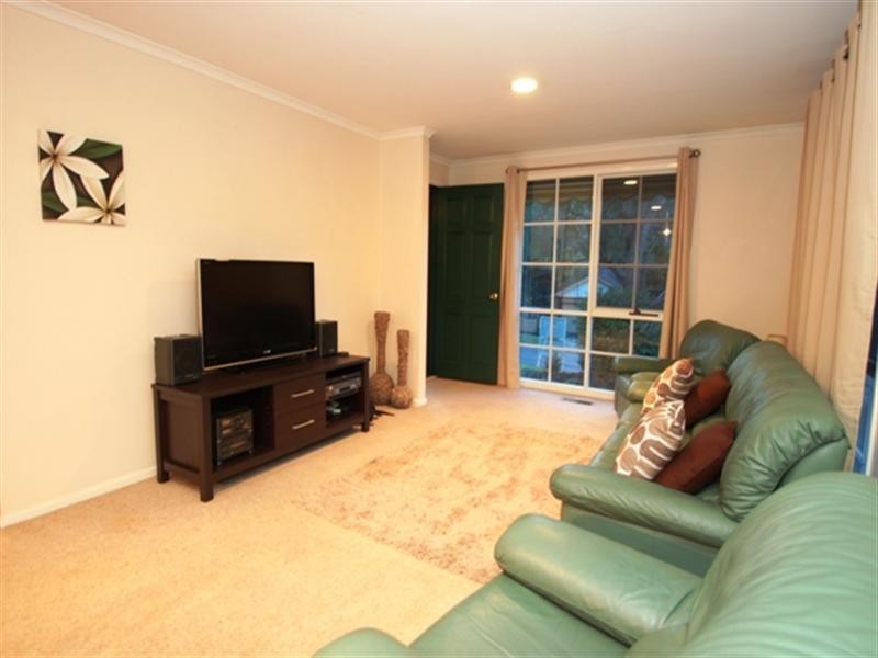 40 Calrossie Avenue, Montmorency VIC 3094